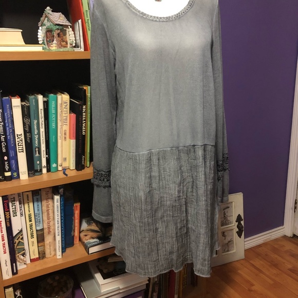 Violet & Ruby 2 Layer Ttnic Designed in France!! - Picture 11 of 13